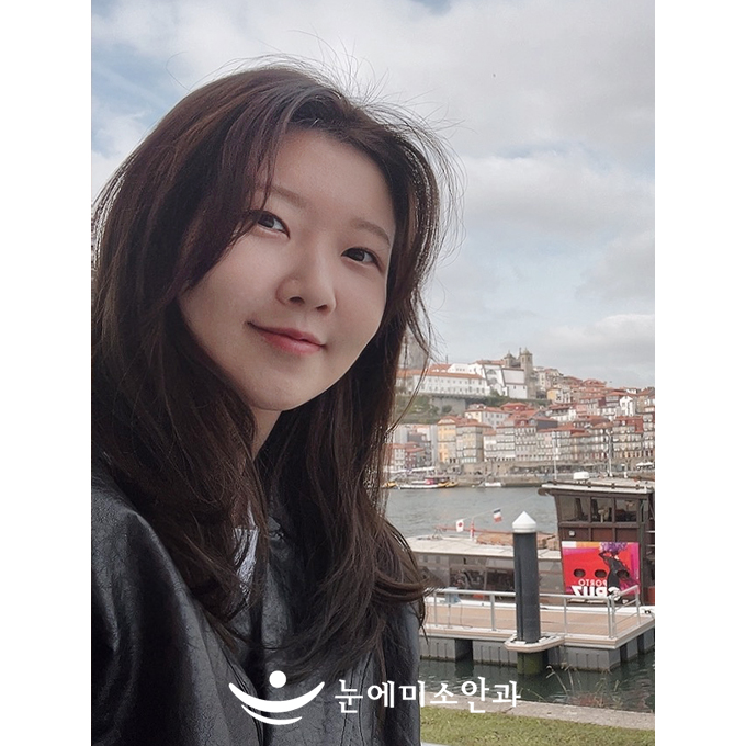 운전 시 안경 필요 없고, 안경 쓴 얼굴이 벗은 것보다 별로였는데 안경 쓴 모습을 남에게 안 보여줘도 되는 점이 좋습니다! TV도 편하게 시청 가능해요. ^^